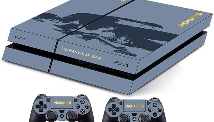 Skvělé polepy PS4 v designech Uncharted 4